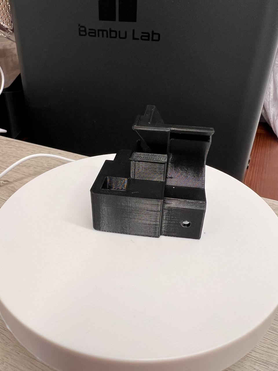 Внутренний угол Flu 02 из пластика Shadoof 2756