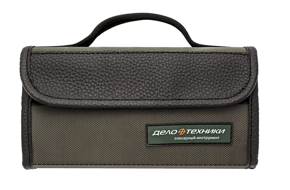 Набор головок 1/4 с инструментом в фирменной сумке 37 предметов ДелоТехники 600937