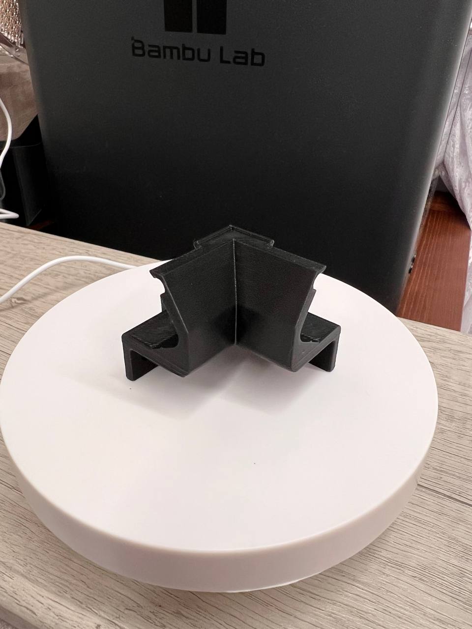 Внутренний угол Flu 02 из пластика Shadoof 2756