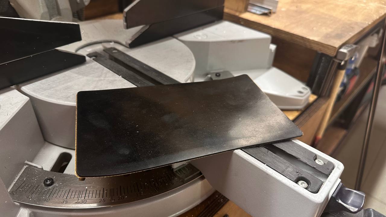 Противоскользящий коврик SHADOOF 1411