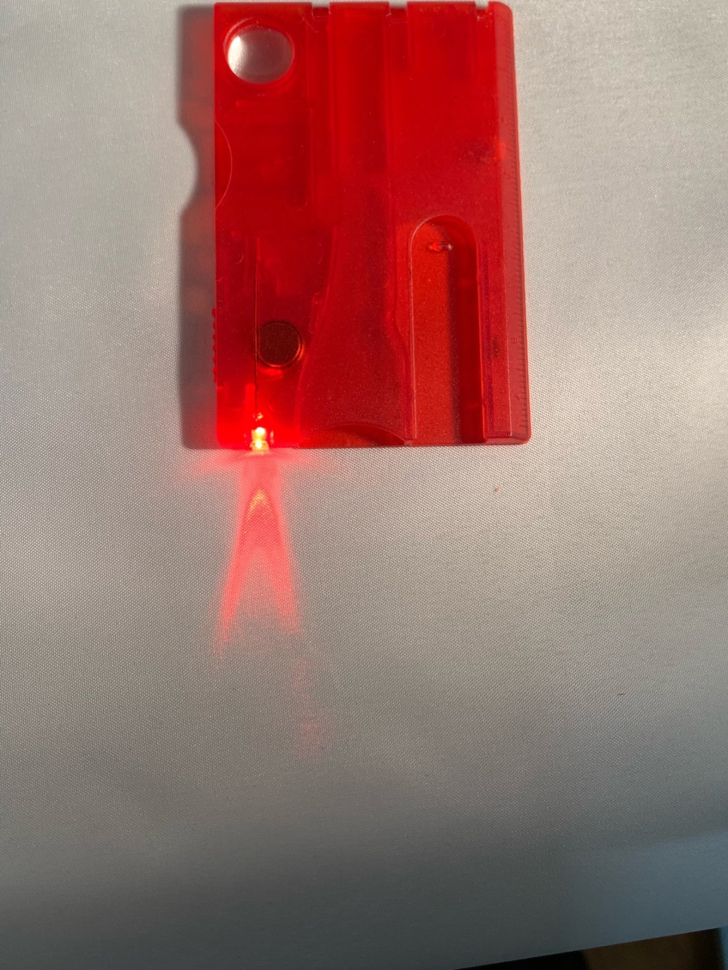 Нож многофункциональный 6 предметов красный корпус SHADOOF SH-2225